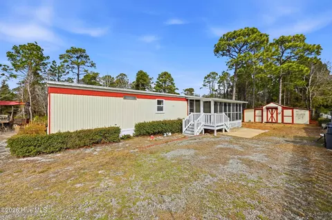4812 Coastal Dr SE, Southport, NC 28461