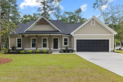745 Lakeside Dr SE #46, Bolivia, NC 28422