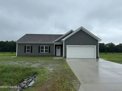 109 Yadkin Dr, Shawboro, NC 27973