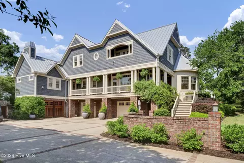 5232 Masonboro Harbour Dr, Wilmington, NC 28409
