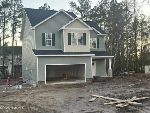 4054 Hunters Trl, Jacksonville, NC 28546