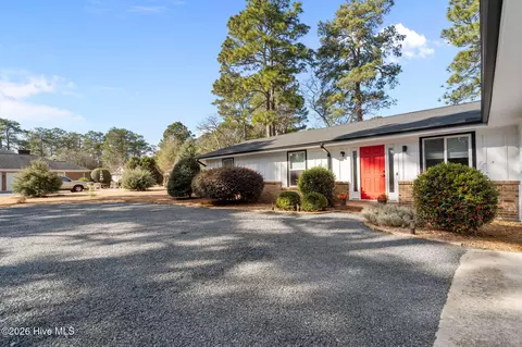 Exterior - 1425 Monticello Dr, Pinehurst, NC 28374 photo 2 of 5