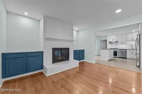 Living - 1425 Monticello Dr, Pinehurst, NC 28374 photo 2 of 8