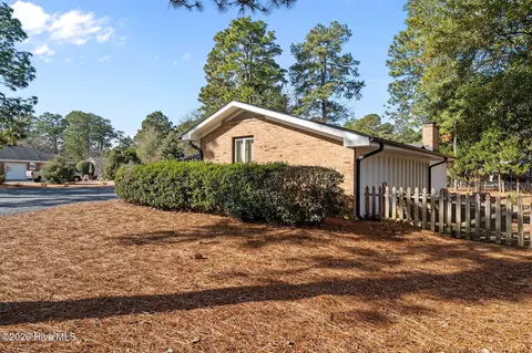 Exterior - 1425 Monticello Dr, Pinehurst, NC 28374 photo 3 of 5