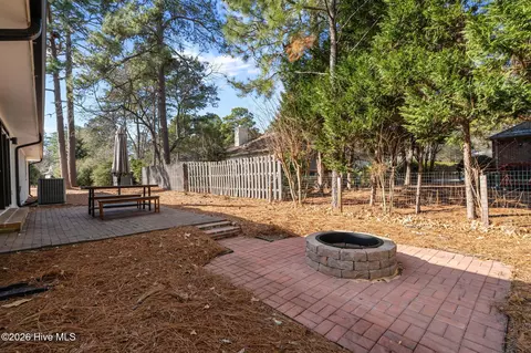 Exterior - 1425 Monticello Dr, Pinehurst, NC 28374 photo 4 of 5