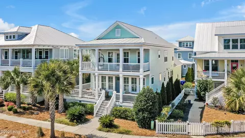 1224 Croaker Ln, Carolina Beach, NC 28428