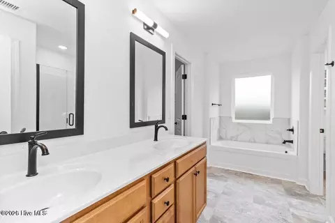 Bath - 102 Ryker Rd W, Moyock, NC 27958 photo 3 of 5