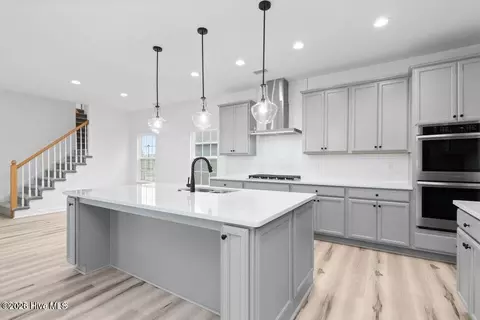 Kitchen - 102 Ryker Rd W, Moyock, NC 27958 photo 4 of 5