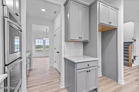 Entry Way - 102 Ryker Rd W, Moyock, NC 27958 photo 3 of 4