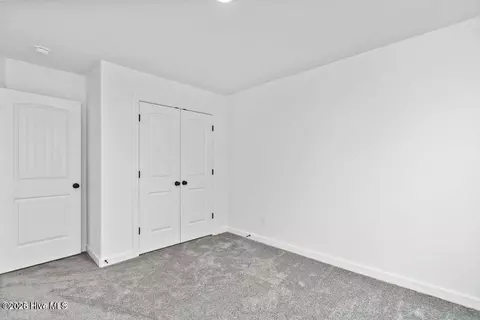 Bedroom - 102 Ryker Rd W, Moyock, NC 27958 photo 6 of 9