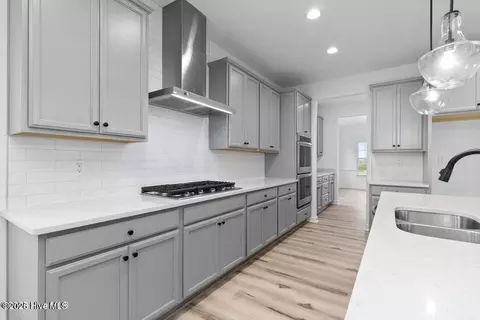 Kitchen - 102 Ryker Rd W, Moyock, NC 27958 photo 3 of 5
