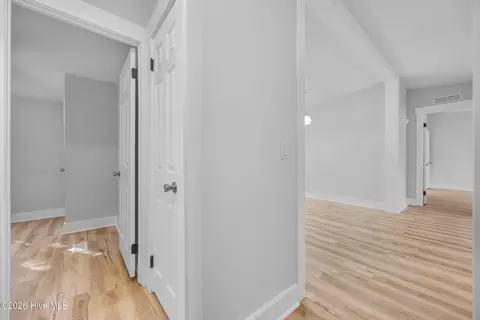 814 Wildwood Cir, Hampstead, NC 28443 photo 29