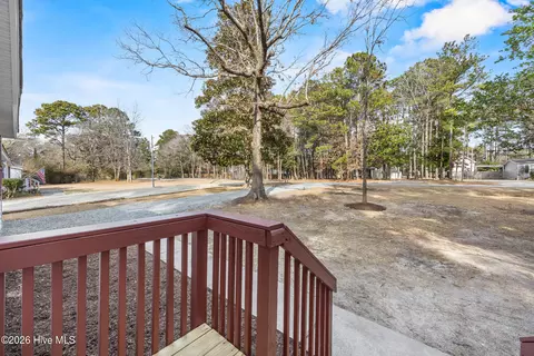 814 Wildwood Cir, Hampstead, NC 28443 photo 10