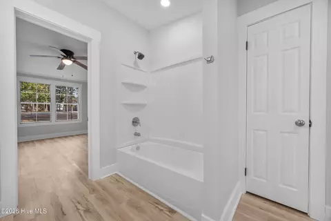 814 Wildwood Cir, Hampstead, NC 28443 photo 21