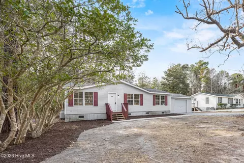 814 Wildwood Cir, Hampstead, NC 28443 photo 3