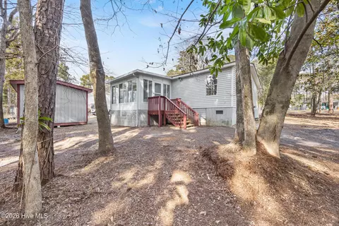 814 Wildwood Cir, Hampstead, NC 28443 photo 37