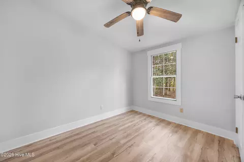 814 Wildwood Cir, Hampstead, NC 28443 photo 32