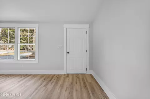 814 Wildwood Cir, Hampstead, NC 28443 photo 12