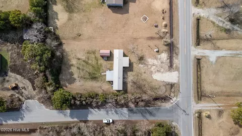 670 Straits Rd, Gloucester, NC 28528 photo 35