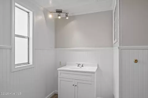 670 Straits Rd, Gloucester, NC 28528 photo 9