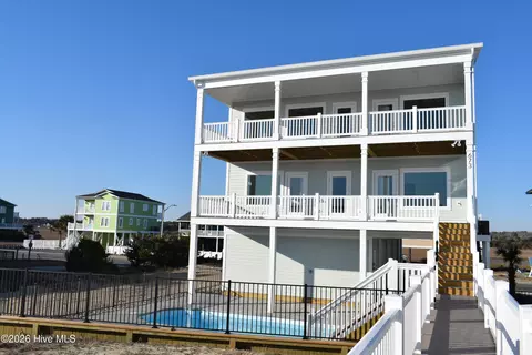 673 Ocean Blvd W, Holden Beach, NC 28462