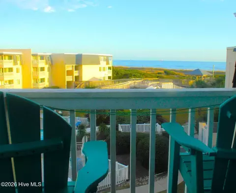 1904 E Fort Macon Rd #317, Atlantic Beach, NC 28512