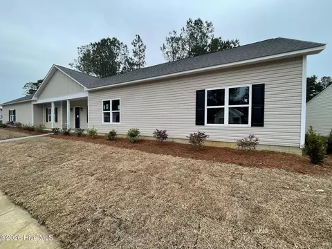 1126 Jordan Lake Ct, Leland, NC 28451
