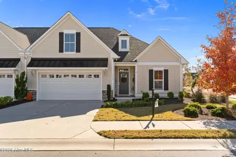 3819 Berkeley Ct, Southport, NC 28461