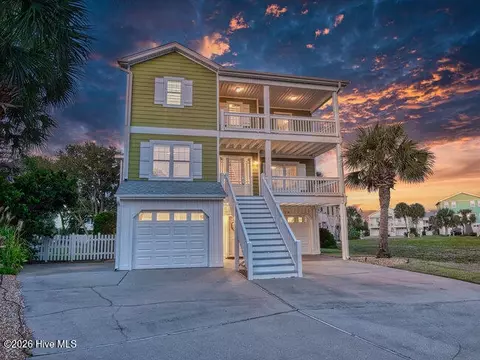 130 Heather Ln, Kure Beach, NC 28449