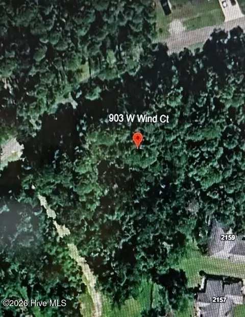 903 W Wind Ct, New Bern, NC 28560