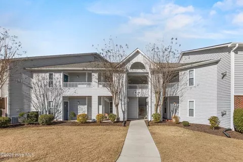 4138 Breezewood Dr #201, Wilmington, NC 28412