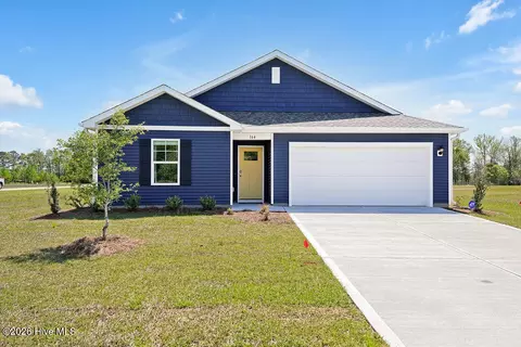 425 Driftwood Dr #43, Richlands, NC 28574