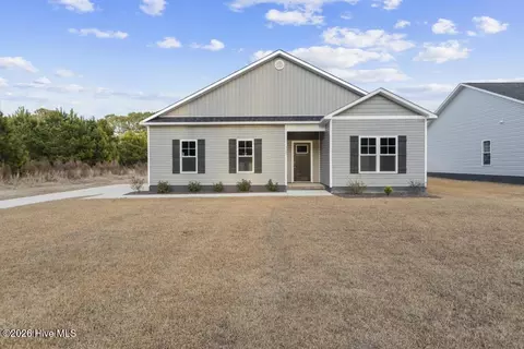 1397 Hammocks Beach Rd, Swansboro, NC 28584