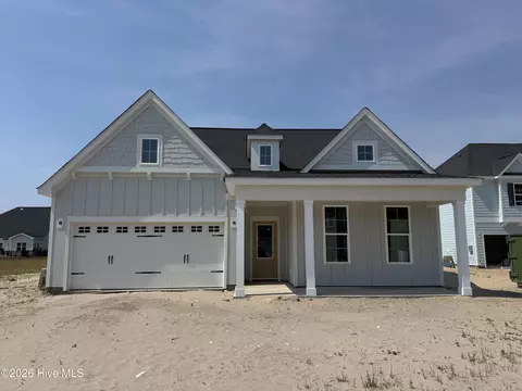 72 Lookout Pt, Hampstead, NC 28443