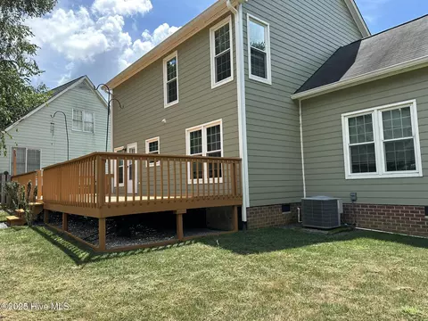 Exterior - 5216 Sutter Way, Raleigh, NC 27613 photo 6 of 7