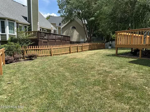 Exterior - 5216 Sutter Way, Raleigh, NC 27613 photo 7 of 7