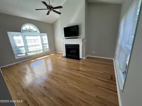 Living - 5216 Sutter Way, Raleigh, NC 27613 photo 2 of 4