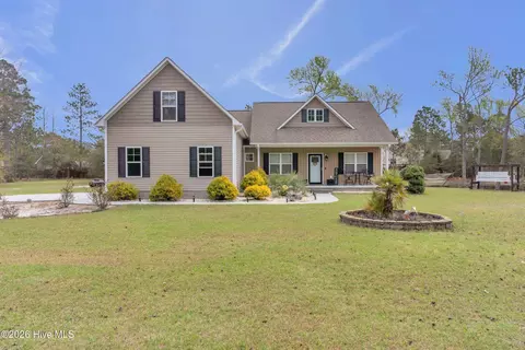 2000 Southport Ln, Southport, NC 28461