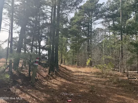 474 Stanton Hill Rd, Cameron, NC 28326
