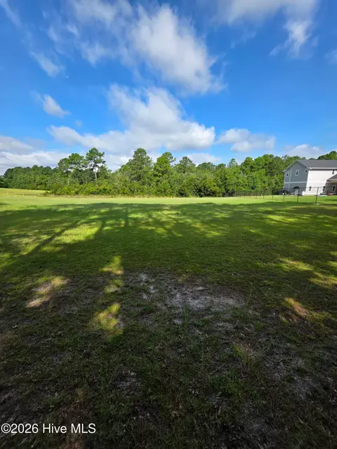 709 Old Church Rd, Swansboro, NC 28584