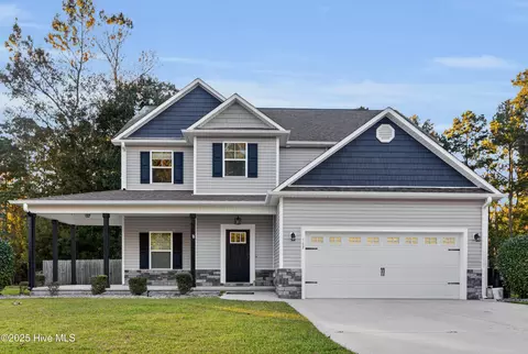 117 Cedar Ridge Dr, Maysville, NC 28555