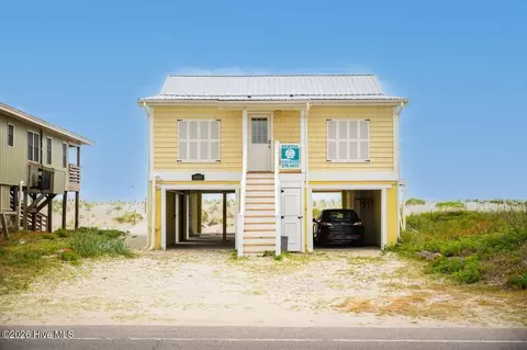 1025 W Beach Dr, Oak Island, NC 28465