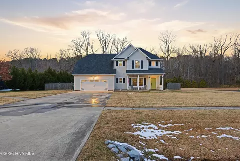 108 Rosedale Ct, Moyock, NC 27958