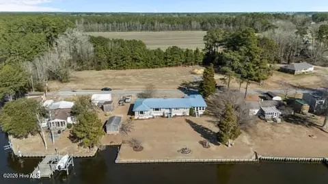 835 Foreman Ln, Belhaven, NC 27810