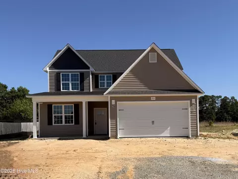 253 Crowville St, Raeford, NC 28376