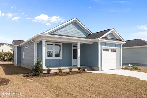 103 Golden Finch Dr, Beaufort, NC 28516