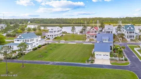 316 E Harborside Rd, Oriental, NC 28571