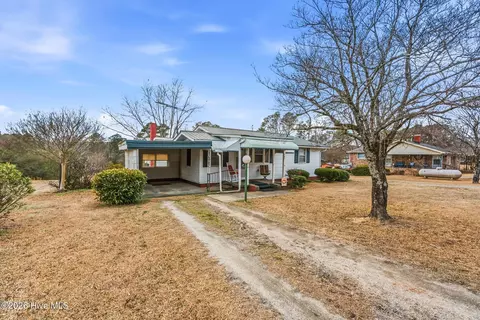 563 Midway Rd, Rockingham, NC 28379
