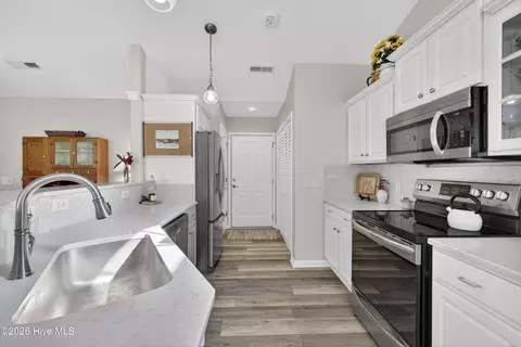 400 Azalea Dr, Hampstead, NC 28443 photo 15