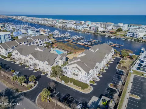 630 Saint Joseph St UNIT 200, Carolina Beach, NC 28428